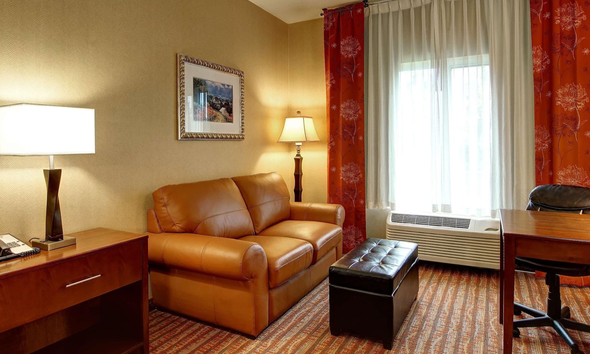 Phoenix Inn Suites Олбани Экстерьер фото