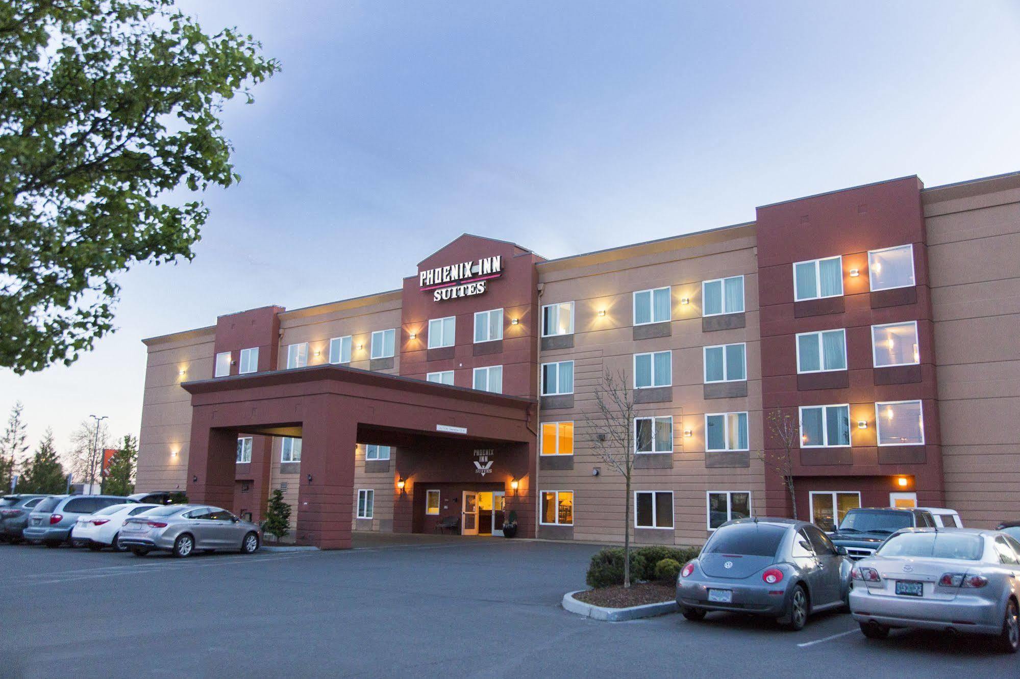 Phoenix Inn Suites Олбани Экстерьер фото